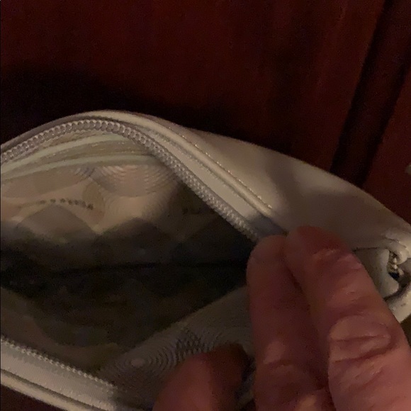 Brand new purse - Picture 2 of 3